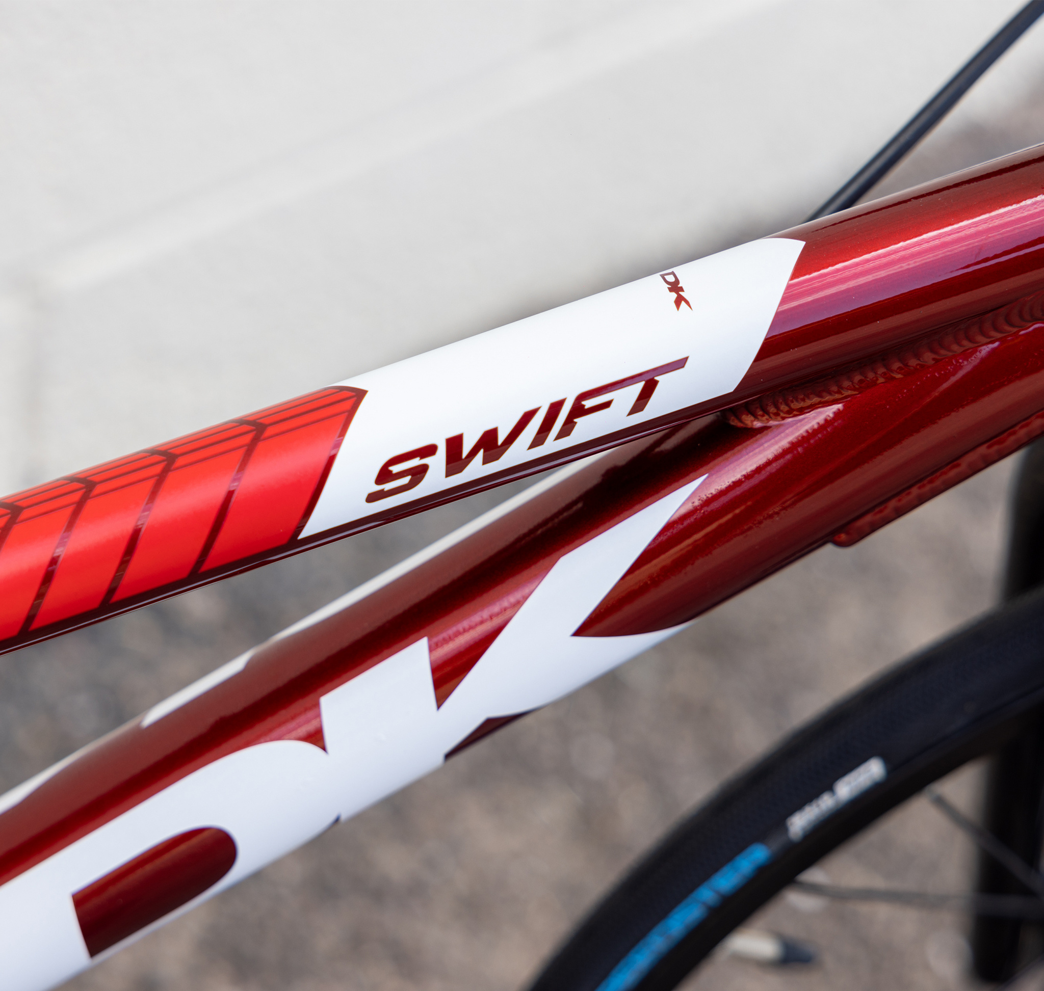 DK Dk Swift Micro 18" Gloss Red Bike