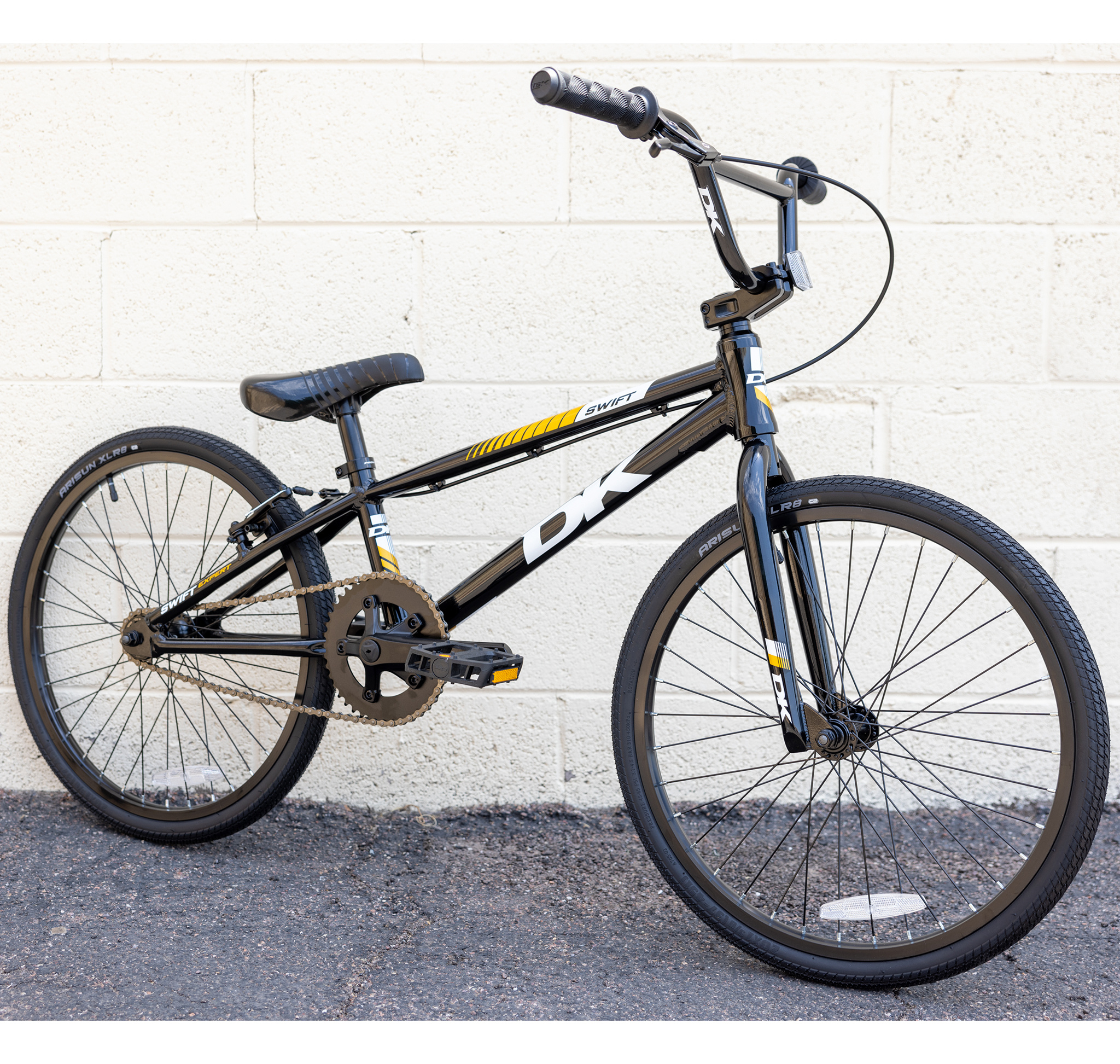 DK Dk Swift Expert Gloss Black Bike