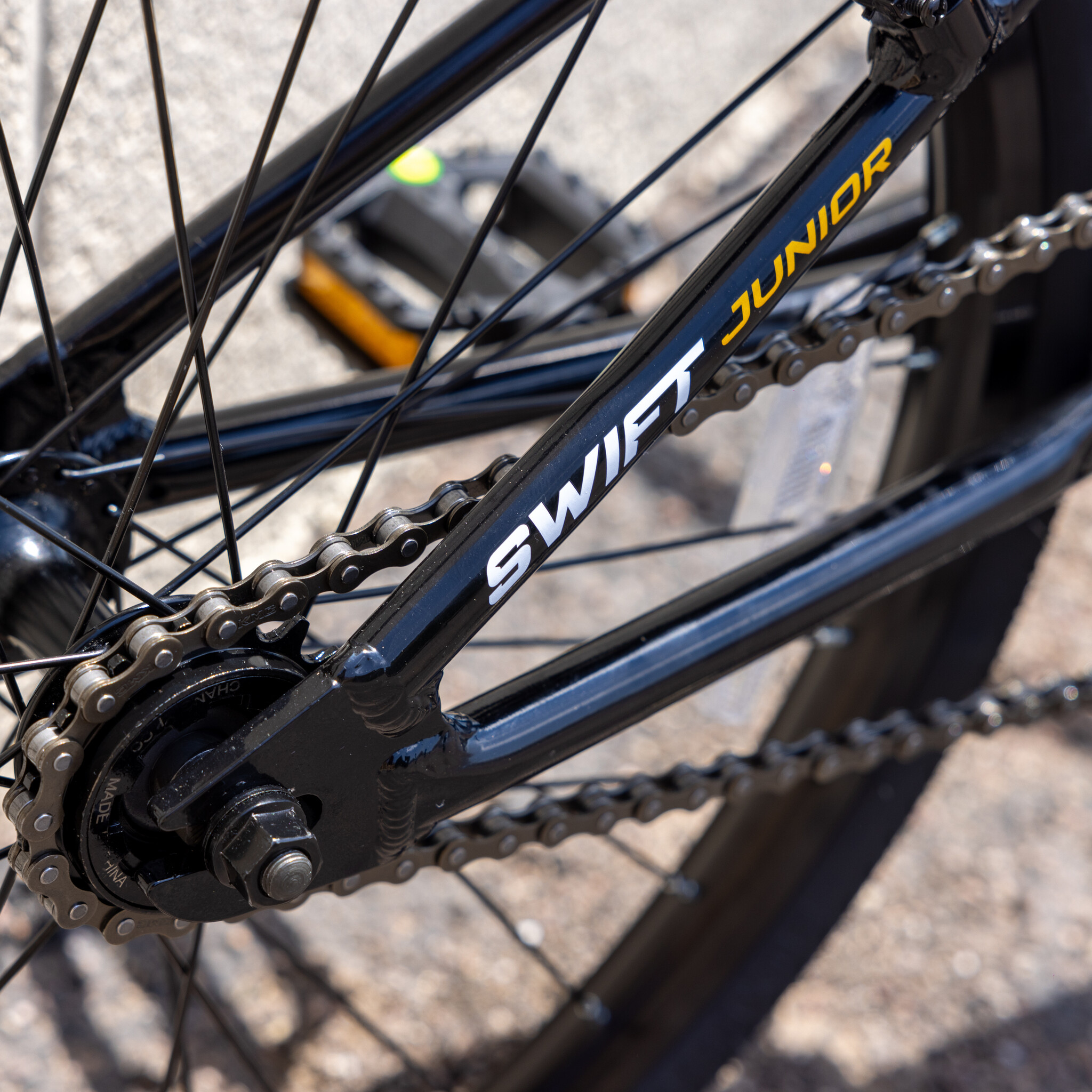 DK Dk Swift Junior Gloss Black Bike