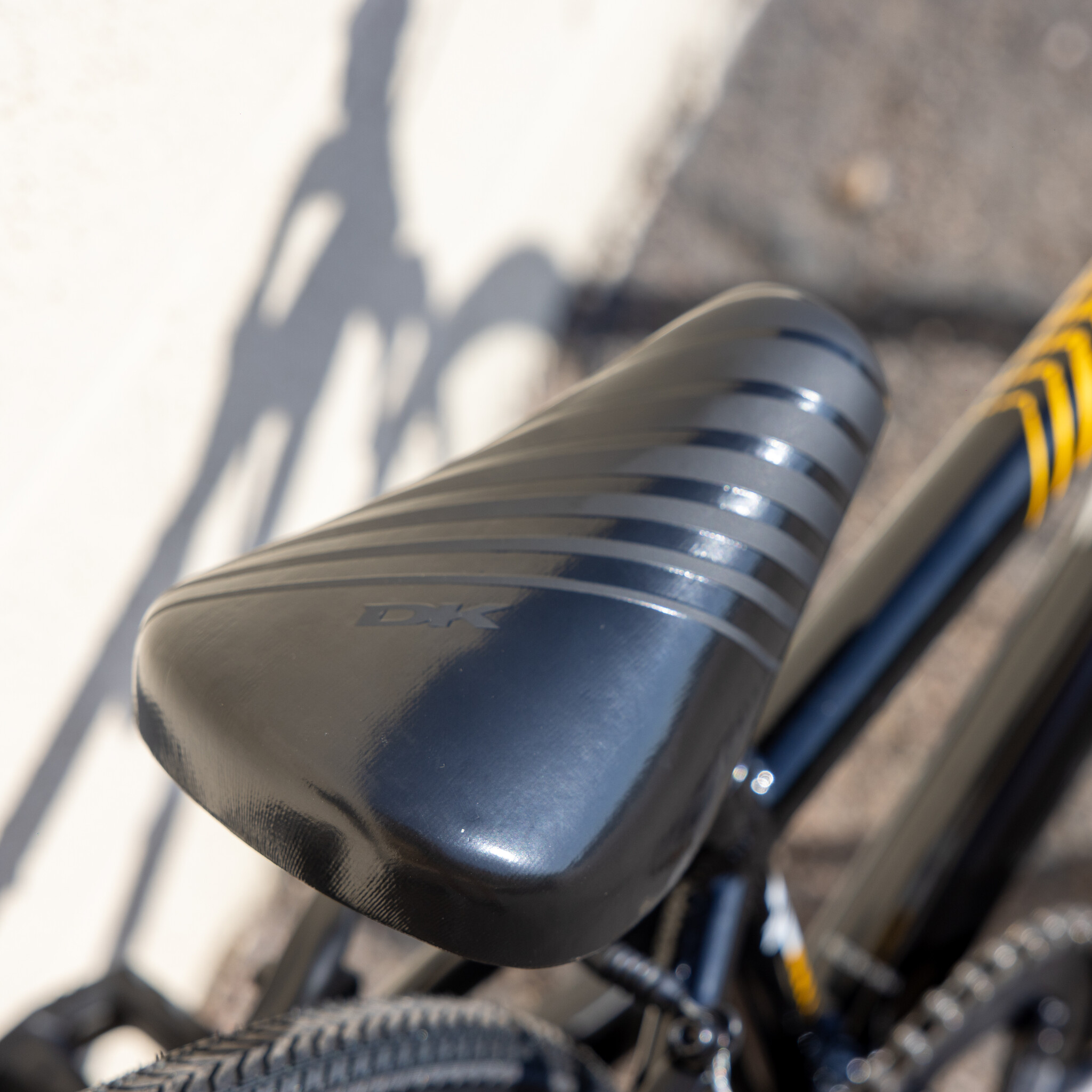 DK Dk Swift Mini Gloss Black Bike