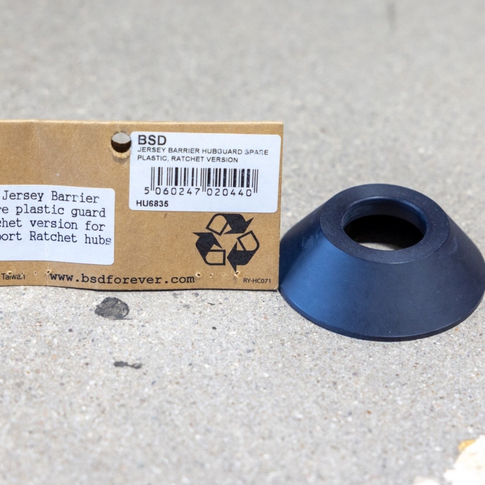 BSD BSD Jersey Barier Spare Plastic Replacement Hub Guard for G Sport Ratchet Hub