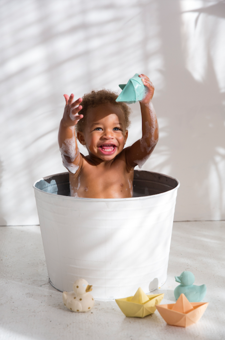 Oli & Carol Oli & Carol Origami Boat Teether - MINT