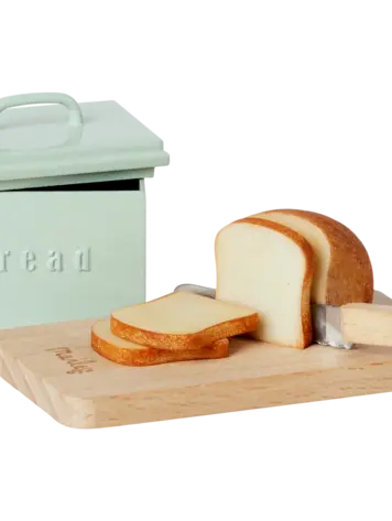 Maileg Maileg Bread Box With Utensils