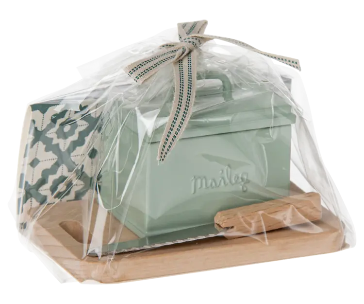 Maileg Maileg Bread Box With Utensils