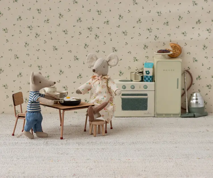 Maileg Maileg Table & Chair Set, Mouse - DARK POWDER