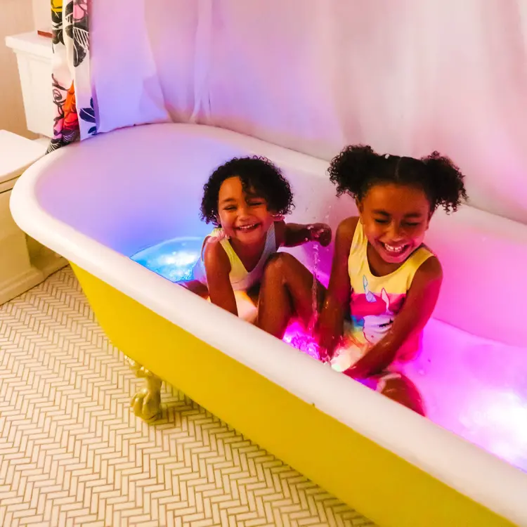 Glo Pals  Light-Up Cubes