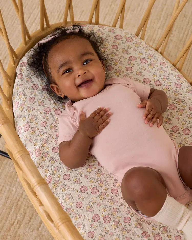 Quincy Mae Quincy Mae Short Sleeve Bodysuit, 2 Pack || Swans, Bubblegum