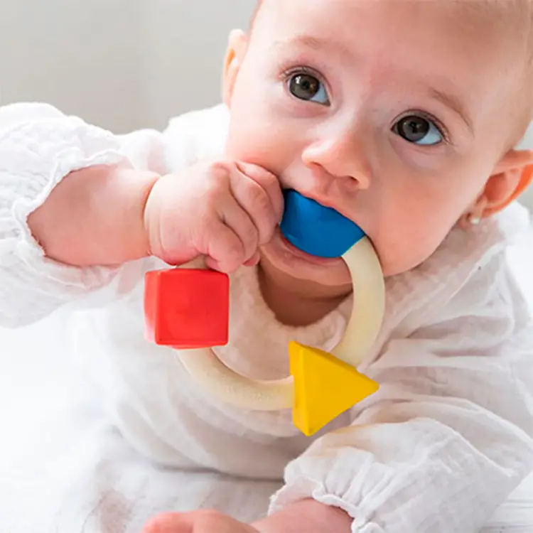 Oli & Carol Oli & Carol Bauhaus Teething Ring - PRIMARY