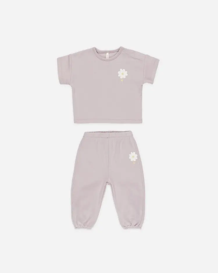 Rylee + Cru Quincy Mae Jersey Tee + Pant Set || Daisy