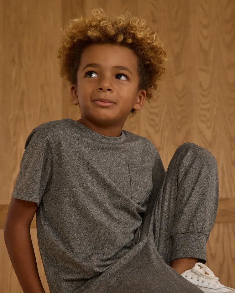 Rylee + Cru Cove Essential Pocket Tee || Heathered Black