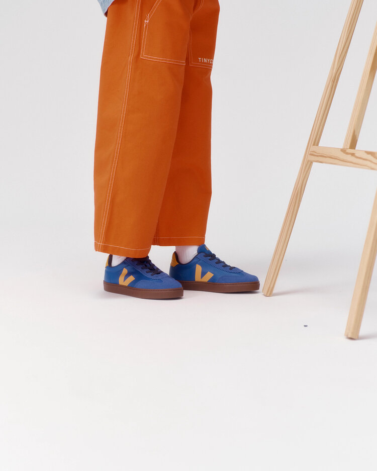 Veja Volley Elastic Laces Leather Atlantic Ouro Bark