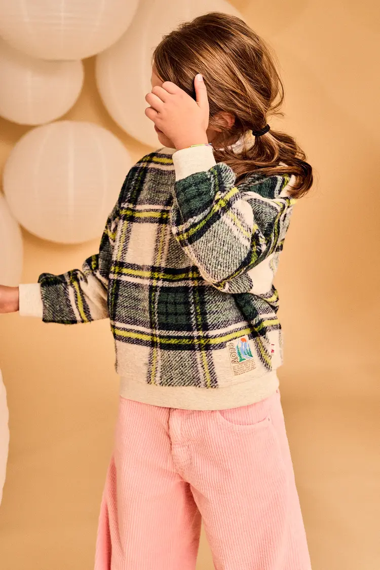 AO76 Violeta Aiko Sweater