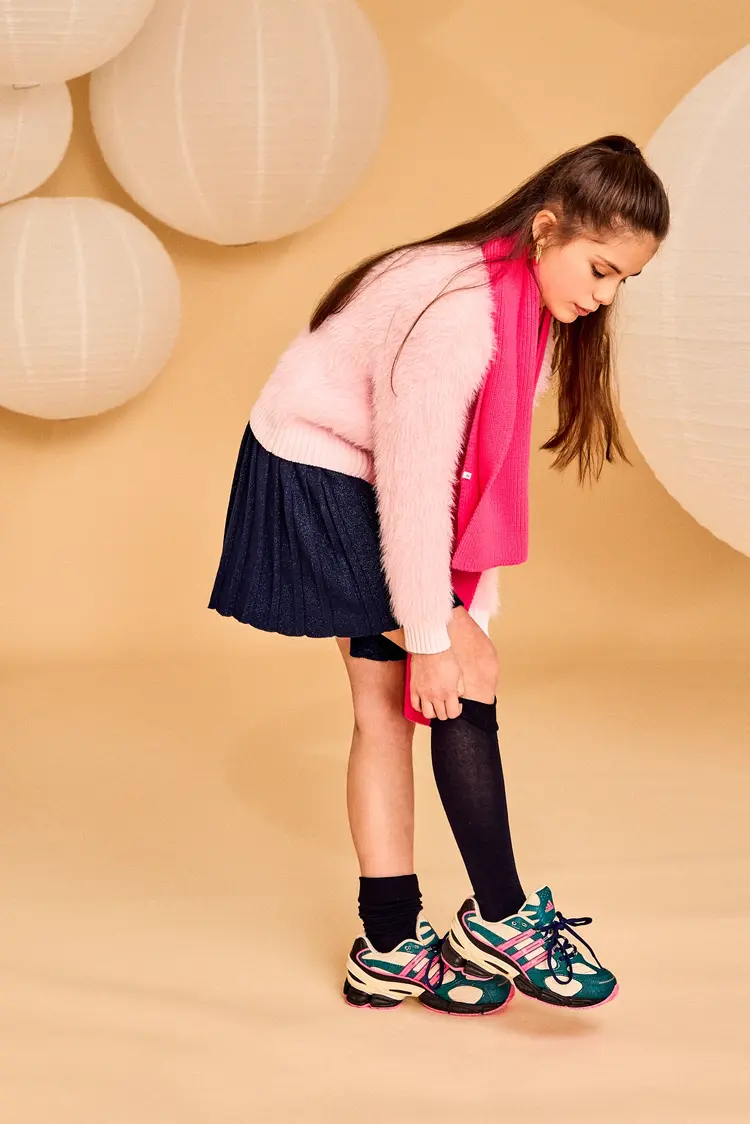 AO76  Carla C-Neck Plain - Light Rosa