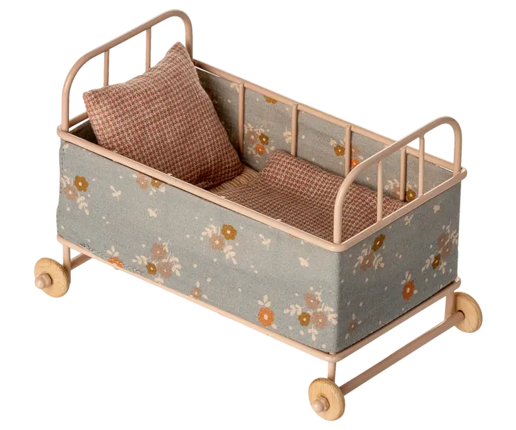 Maileg Cot bed, Micro - Powder