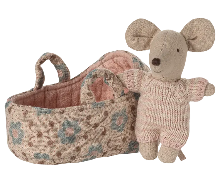 Maileg Baby mouse in carry cot - Rose