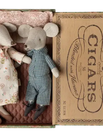 Maileg Grandma & Grandpa Mice in Cigarbox