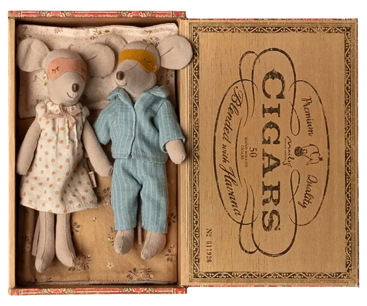 Maileg Maileg Mum & Dad Mice in Cigarbox