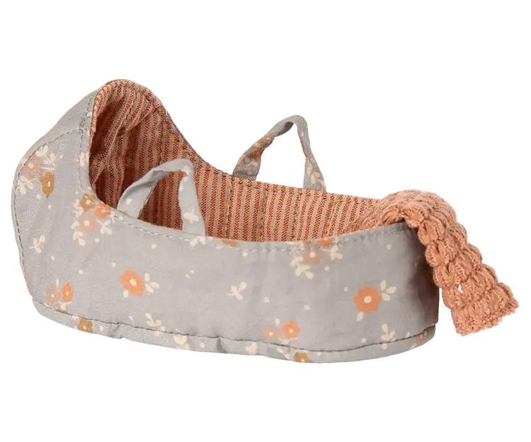 Maileg Carry Cot, Micro