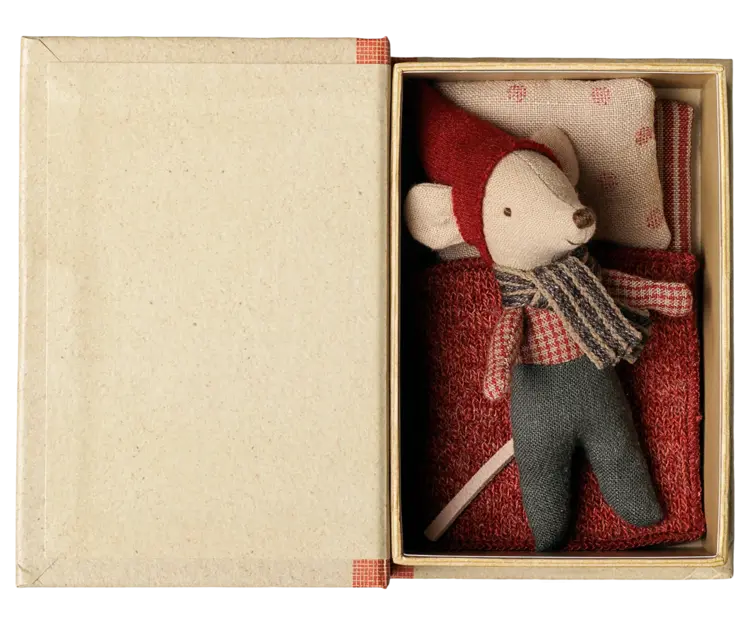 Maileg Christmas Mouse, Baby in Book