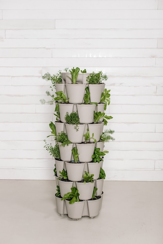 GreenStalk Garden 7 Tier Leaf Vertical Planter