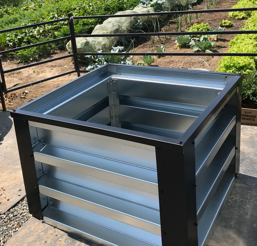 Growboxx.ca Raised Garden Beds