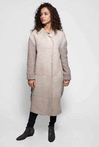 Liven Long Shearling and Wool Detachable Scarf Coat Light