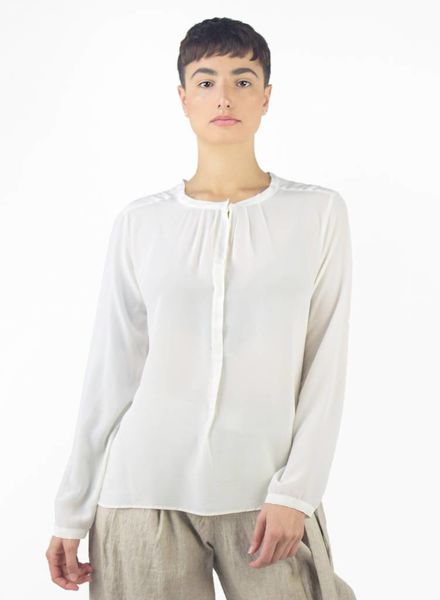 Pomandere Crew Neck Button Down Shirt Cream