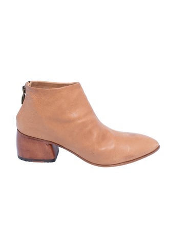 P. Monjo Curved Ankle Boot Todi Caramel