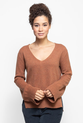 Inhabit Drapey V Sweater Spice