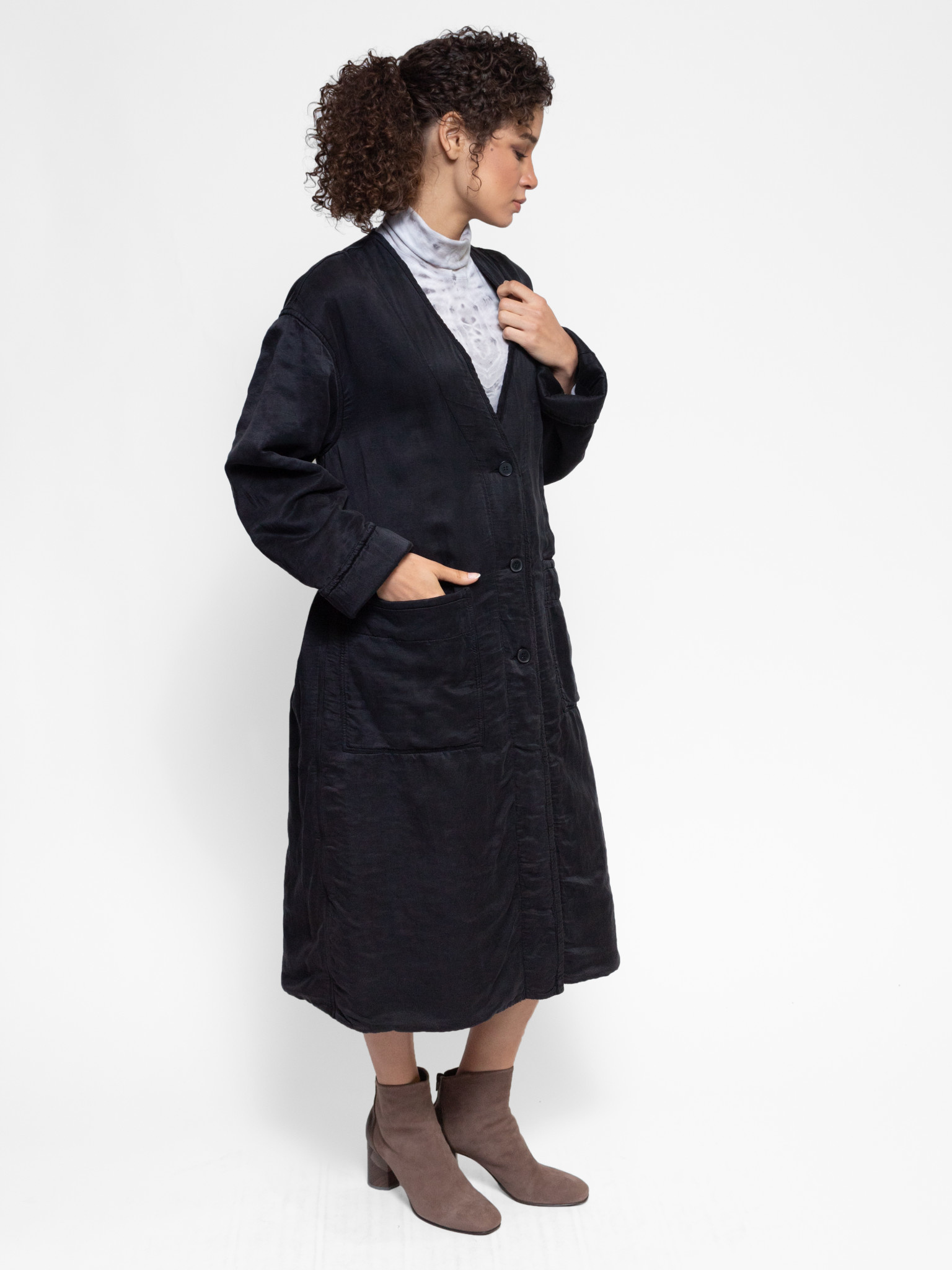 Raquel Allegra Long | Boutique, Women\'s Coat - Black - Quilted Seattle Clothing Alhambra