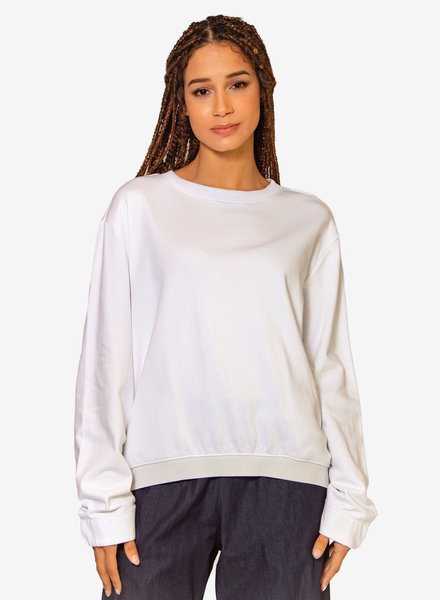 Nikky McBridget Basic Sweatshirt White