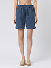 Xirena Wyatt Short Washed Blue