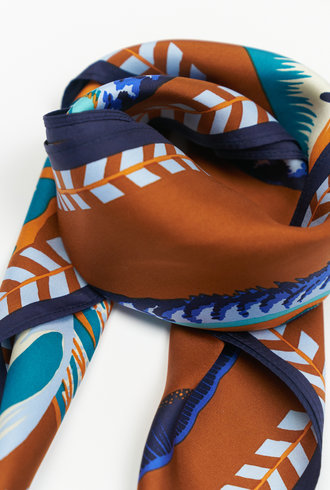 Inouitoosh Silk Carre Scarf Toucan Caramel