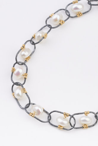 Dana Kellin Fashion Silver Pearl Bracelet
