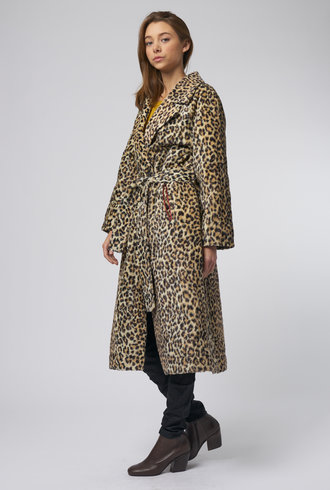 The Great The Long Belted Coat Leopard