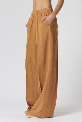 Pomandere Wide Cut Trousers Amber