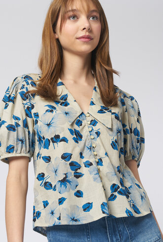 The Great The Fairway Meadow Top Floral