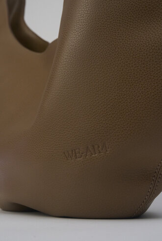 WE-AR4 The H Hobo French Grey