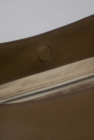 WE-AR4 The H Hobo French Grey