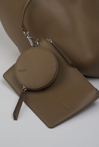 WE-AR4 The H Hobo French Grey