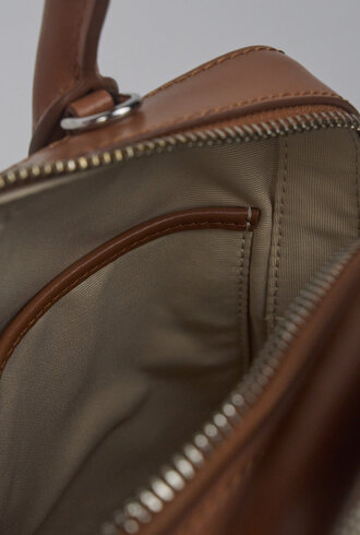WE-AR4 The Flight Bag 20 Taupe