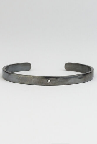 Sarah McGuire Hammered Heavy Wink Cuff