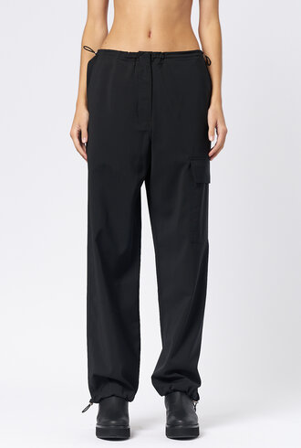 WE-AR4 The Freestyle Cargo Jet Black