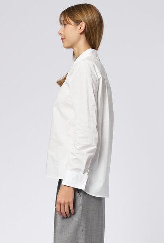 WE-AR4 The Smart Shirt White