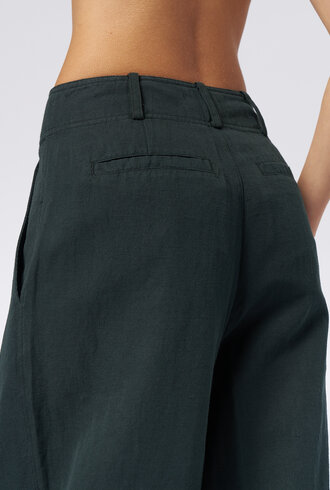Apiece Apart Bari Crop Trouser Forest