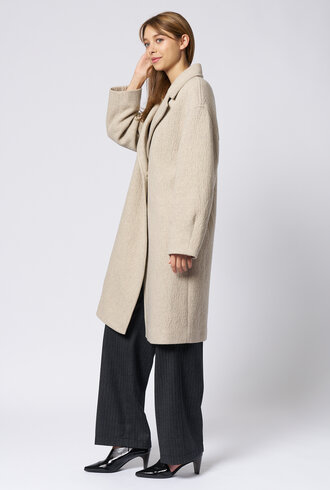 Pomandere Wool Coat Ivory
