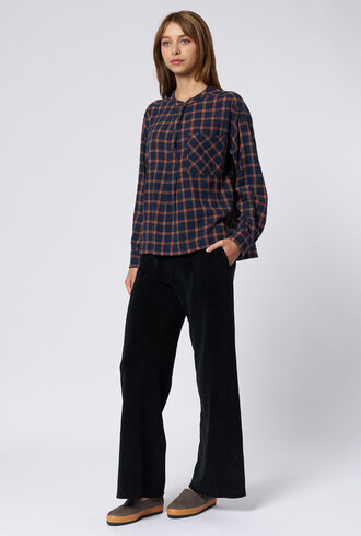 Xirena Makenzie Top Navy
