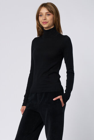 Xirena Tommy Sweater Black