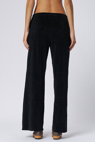 Xirena Mavis Sweatpant Black