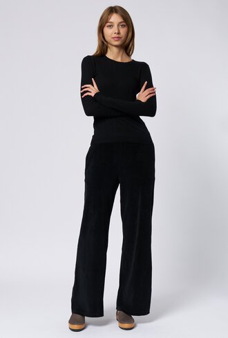 Xirena Crewe Sweater Black